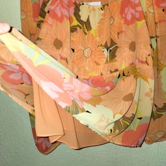 DR2 Boho Floral Top Balloon Sleeves Lined on Body On/Off Shoulder Size XXL EUC - Picture 4 of 7